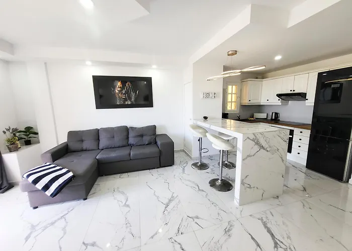 Atlantic View 3* Адехе