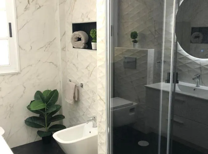 Atlantic View 公寓式酒店 阿德耶